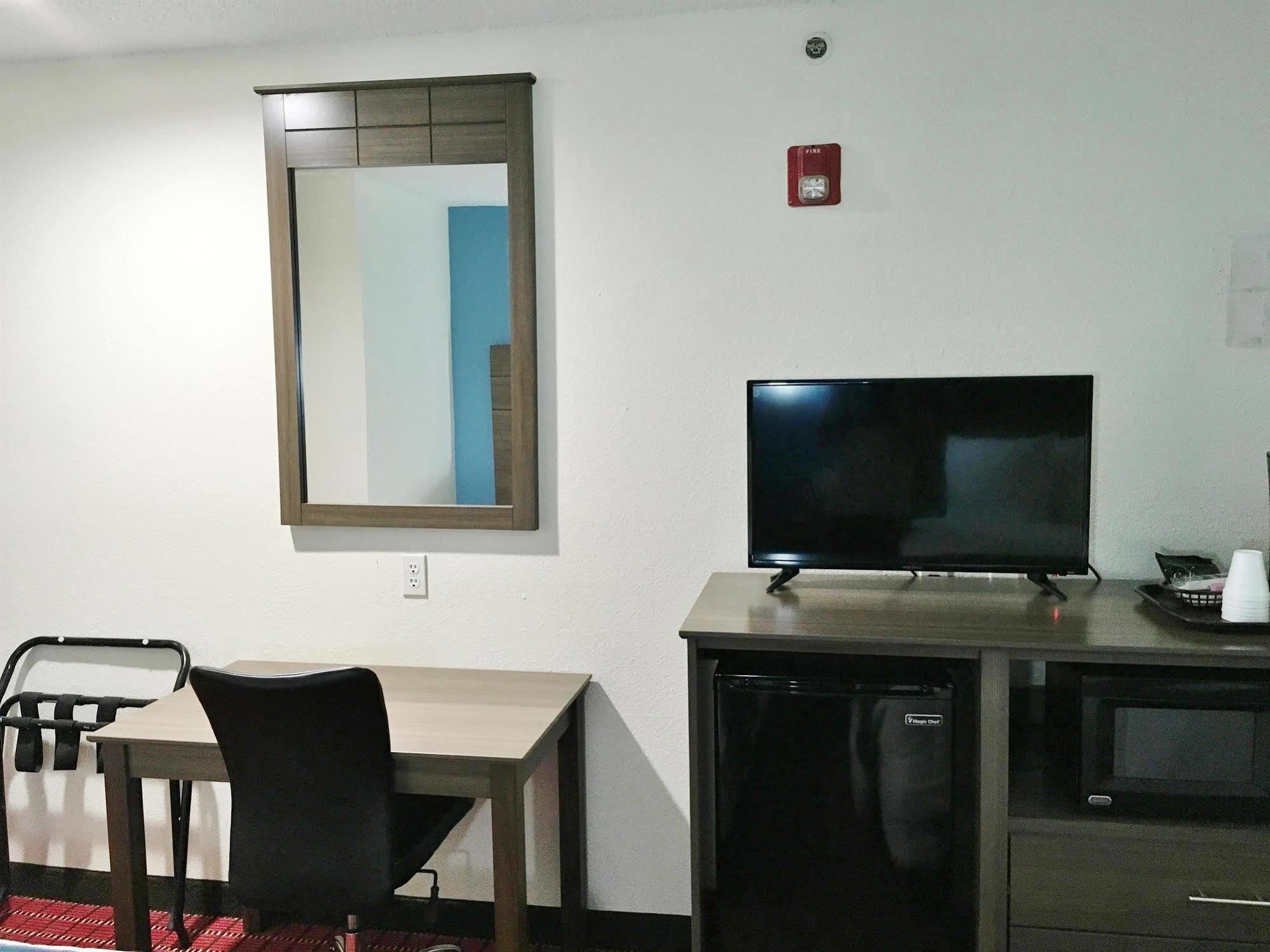 Americas Best Value Inn เดเคอเทอร์ ภายนอก รูปภาพ